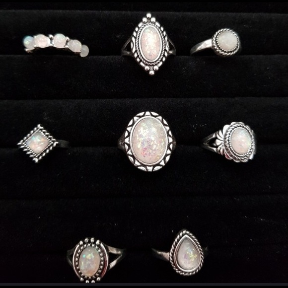 Gorgeous opal ring set - Picture 2 of 4